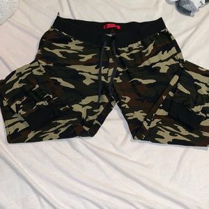 Camouflage jogger pants